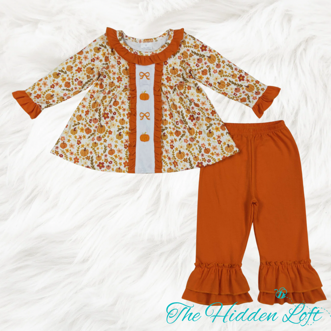 Embroidered Pumpkin and Bows Pants Outfit