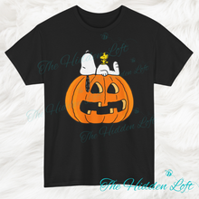 Load image into Gallery viewer, Pumpkin Snoopy T-shirt