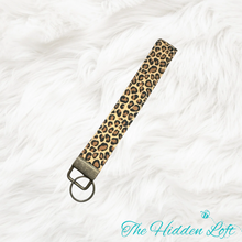 Load image into Gallery viewer, Leopard Key Fob Keychain