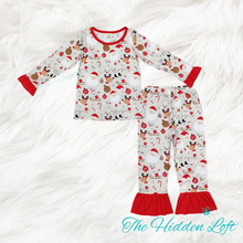 Load image into Gallery viewer, Christmas Print Pajamas