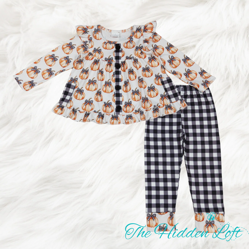 Plaid Pumpkin Outfit
