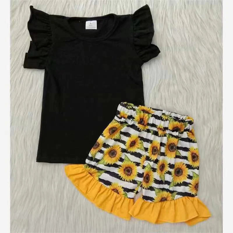 Sunflower Shorts Outfit