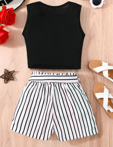 Black and White Shorts Outfit